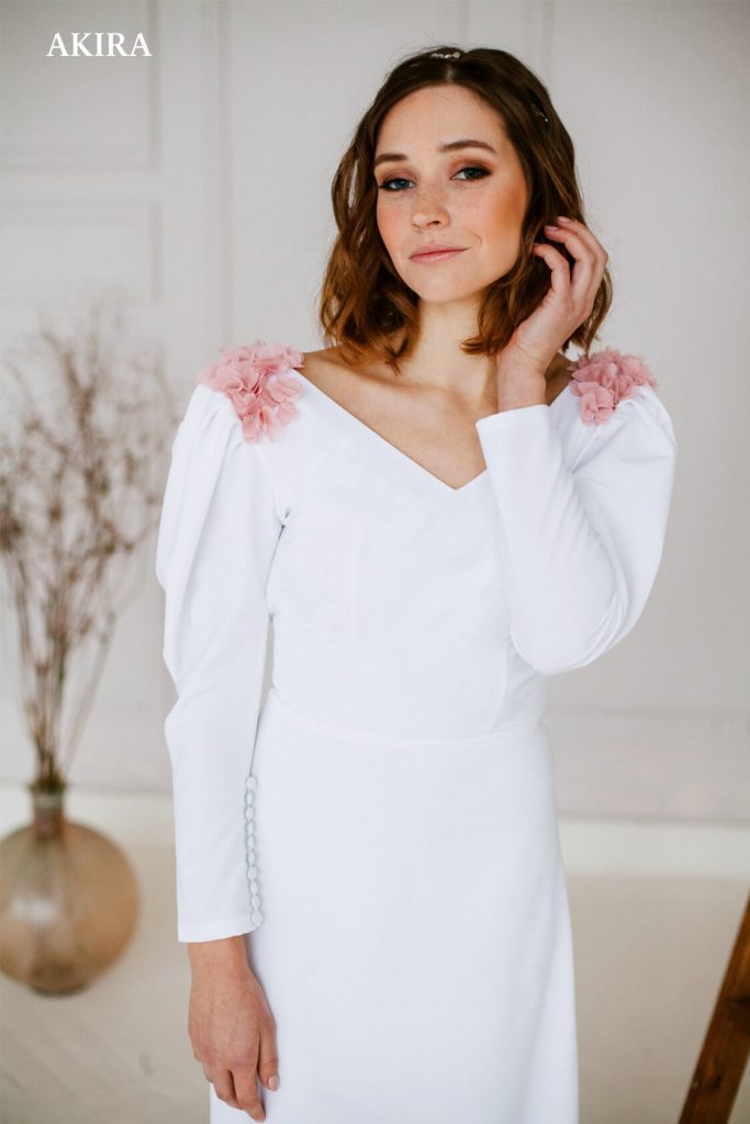 AKIRA - wedding dress "Refined Elegance" collection